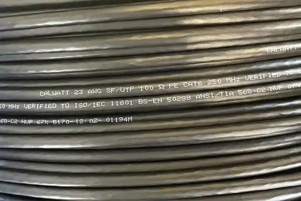کابل-شبکه-اوت-دور-sftp-cat6